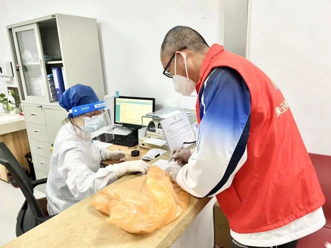 通辽24小时高价回收医保(24小时高价回收医保医保套出)